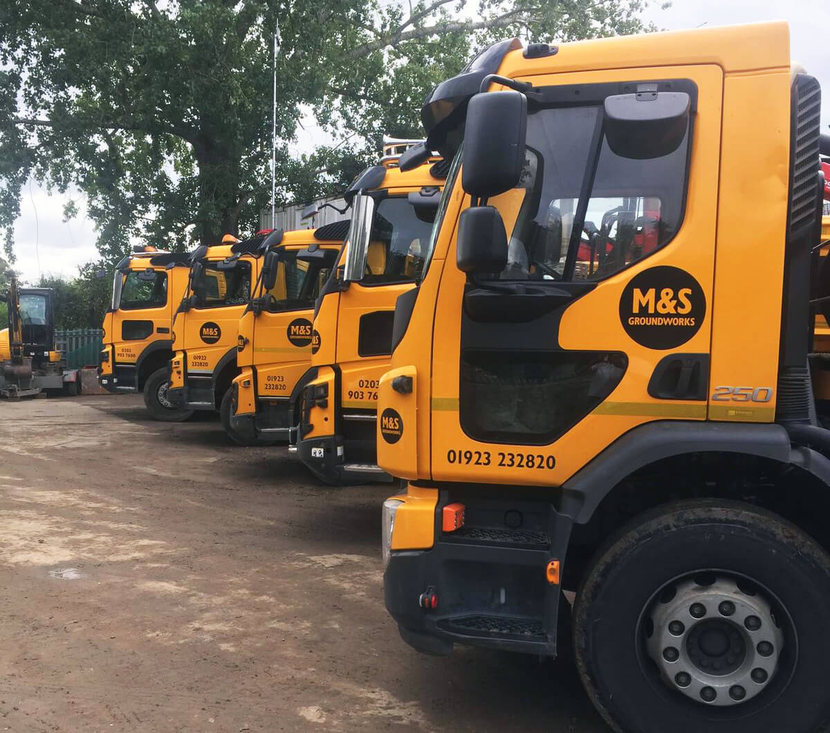 Grab Lorry Fleet Potters Bar